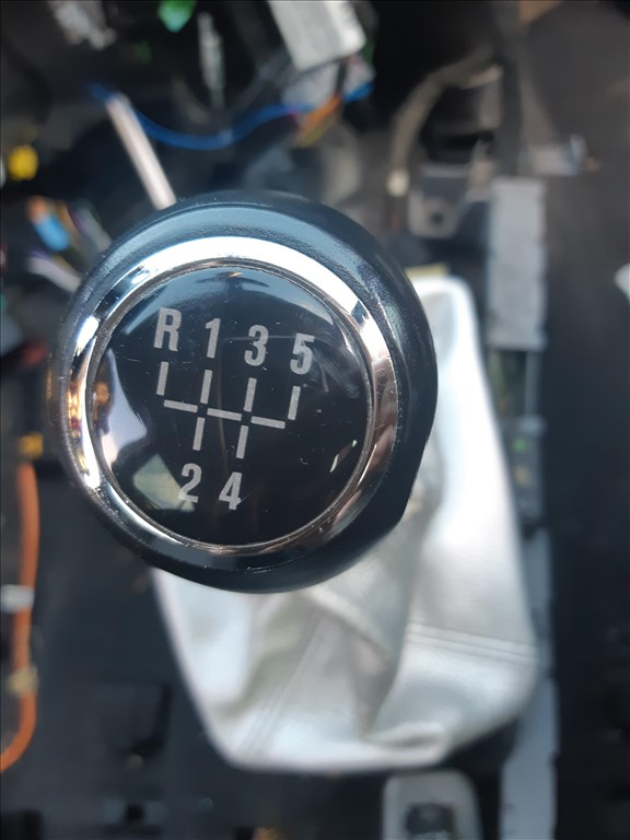 Bontásra: Opel Astra H Enjoy 1.6 (2005) benzin, sebváltó rúd mechanikus 93180984 w0l0ahl4858011047 2. kép