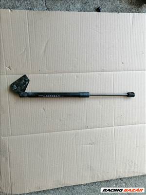 SsangYong Musso Motorháztető gázrugós Kitámasztó  7116036001