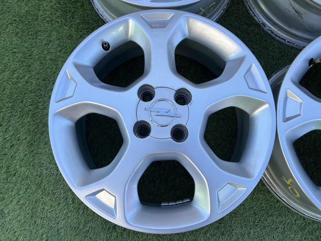 4x100 16" Opel gyári alufelni 6Jx16h2 ET49 2. kép