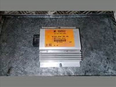 Mercedes ML-osztály W163 W163 OSZTOMŰ VEZÉRLŐ a1635455032