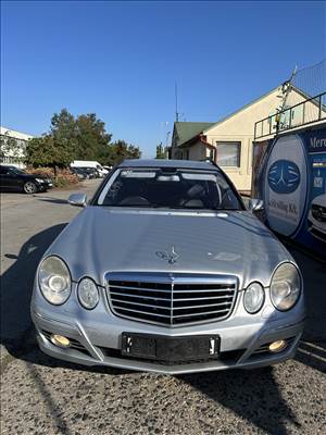 Mercedes E 280 CDI OM642920 (W211) bontott alkatrészei