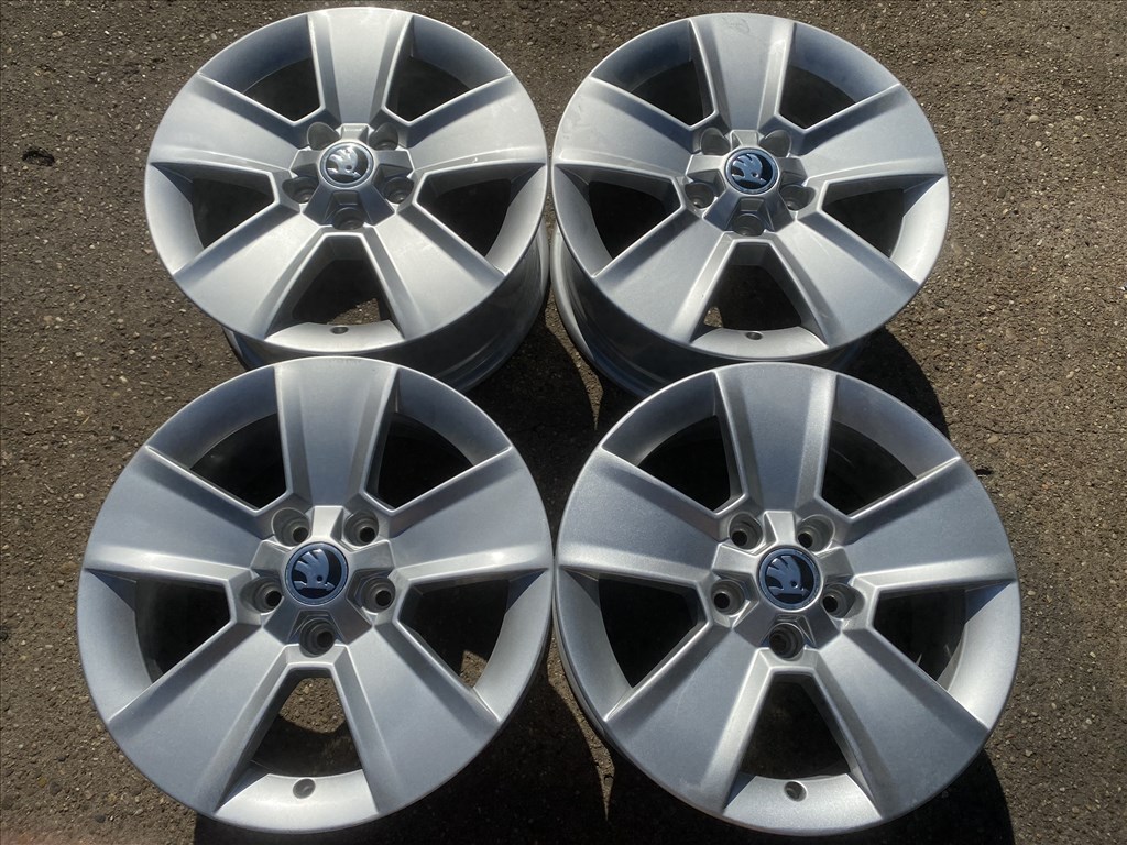 4db gyári 16" Skoda Octavia - Superb alufelni. (4055) 1. kép
