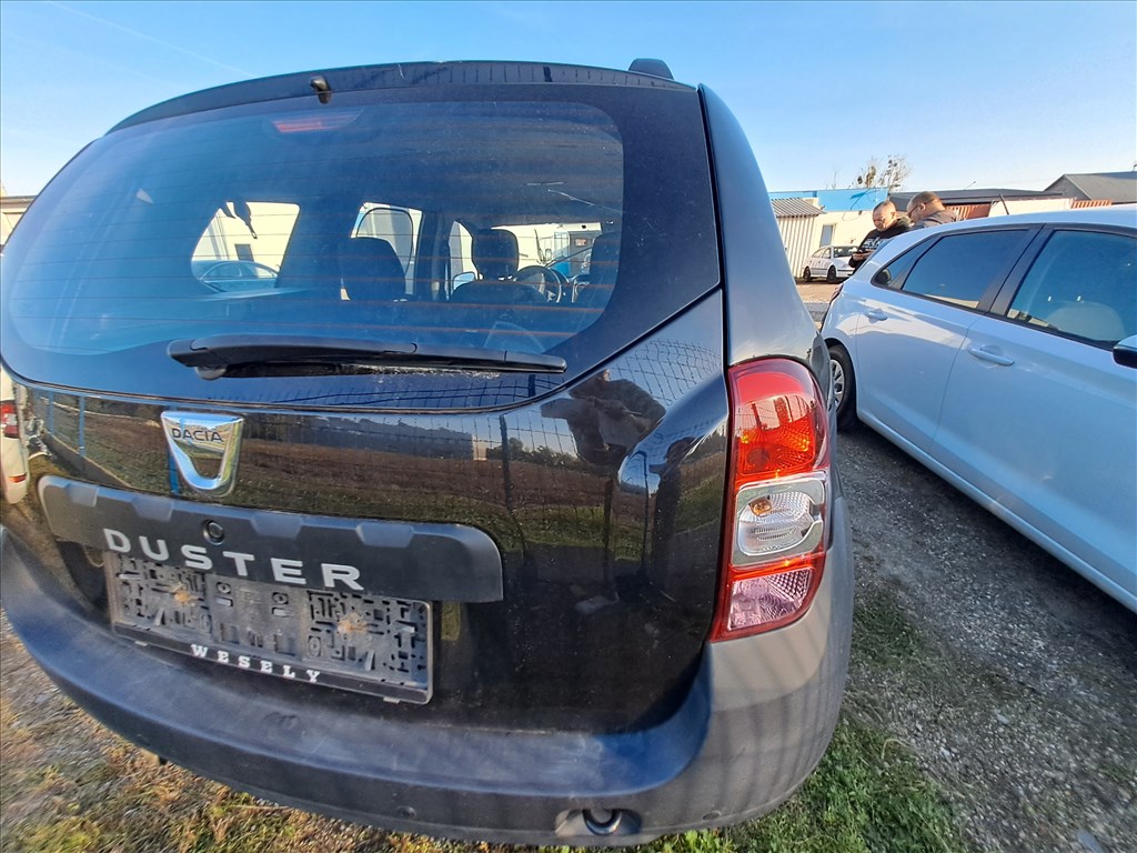 Bontásra: Dacia Duster I. Facelift 2015 1.5 Dci diesel, hátsó lökhárító  uu1hsdcl653207960  k9k-612-r330433 10. kép