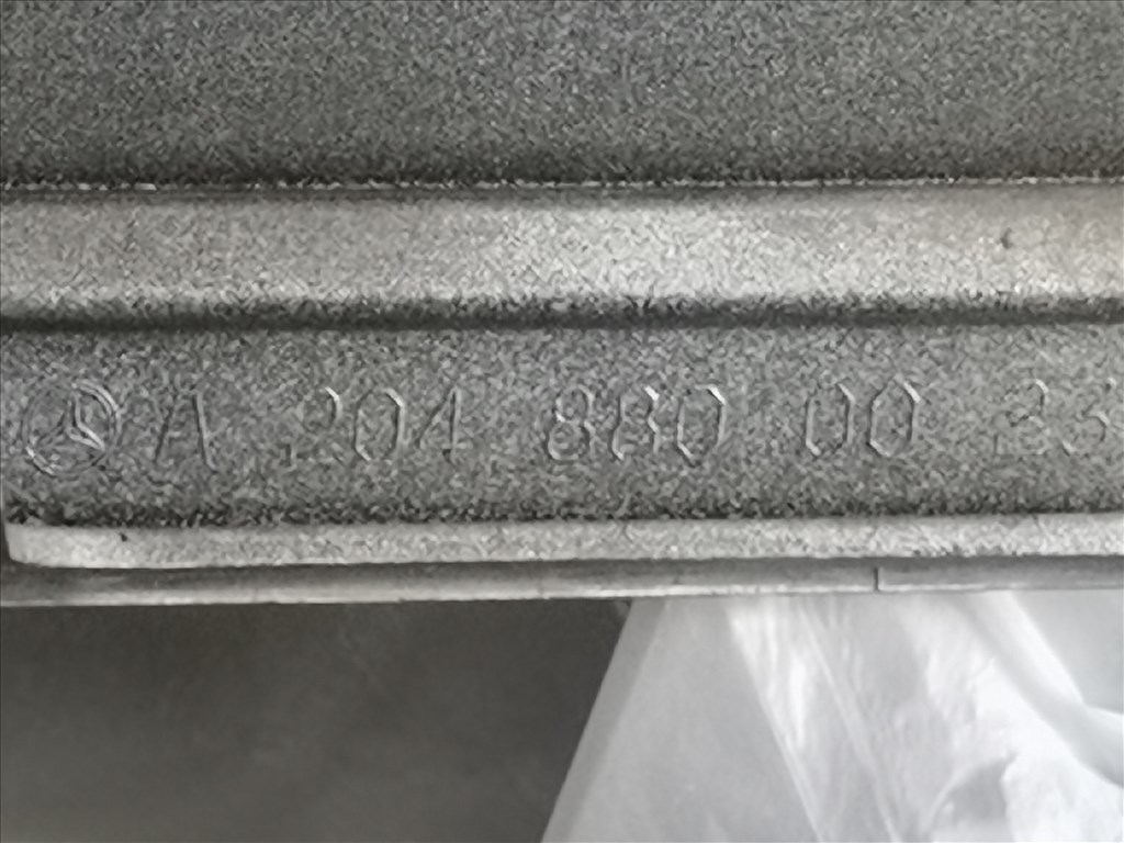 Mercedes C w204 hűtörács Gyári hibátlan! 3. kép