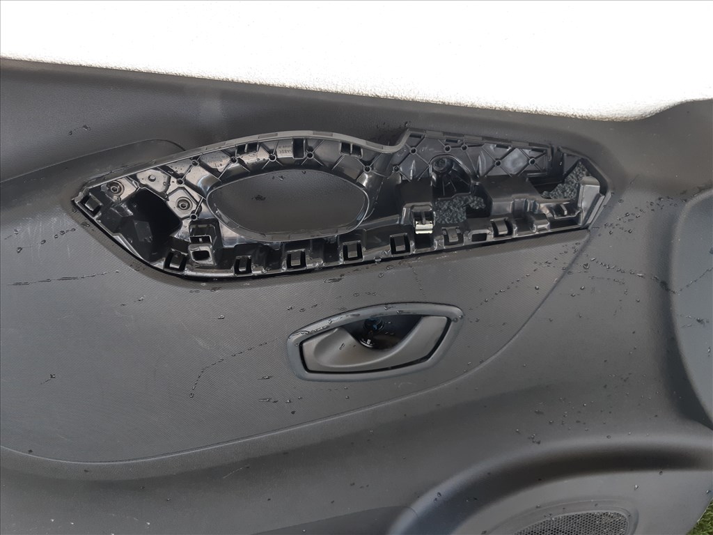 Renault Trafic III 2021 bal ajtókárpit 802920953r x82pnoavgctf 4. kép