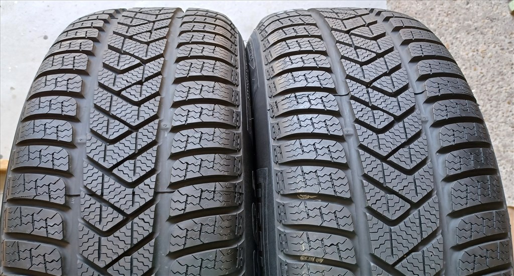  Demó Pirelli Sottozero3 Winter 235/55 R17 téli gumik 2db.7,5mm 4. kép