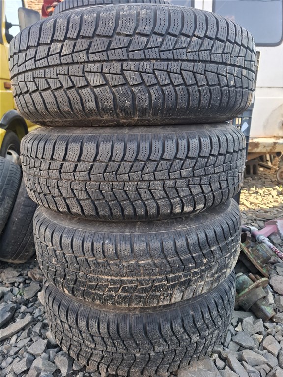  5x108 lyukosztású 15" használt alufelni, rajta 185/65 használt téli gumi gumi  5. kép