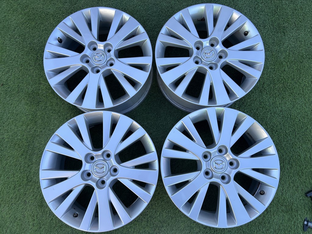 5x114.3 17" Mazda gyári alufelni 7Jx17h2 ET60 1. kép