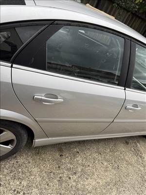 Opel Vectra C Jobb Hátsó ajtó 