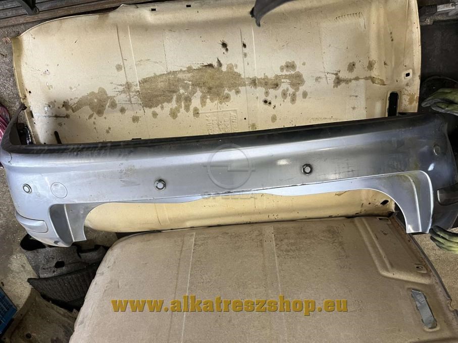 Opel Astra H hátsó lökhárító radararos 1. kép