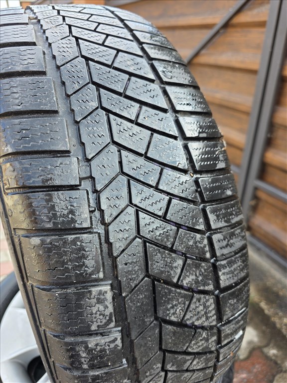  5x112 16 colos lemezfelni, rajta Continentel ContiWinterContact TS830P SSR RSC 205/55 2. kép