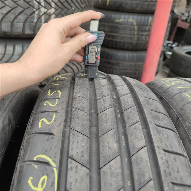  225/55 R18 Bridgestone nyári gumi 99000ft a 4db/316/ 3. kép