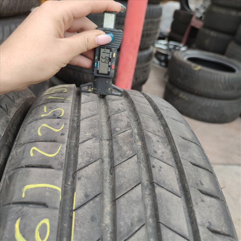  225/55 R18 Bridgestone nyári gumi 99000ft a 4db/316/ 4. kép