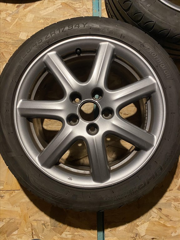  Eladó Honda 5x114.3 lyukosztású 17" újszerű (gyári felni) alufelni, rajta használt gumi  1. kép