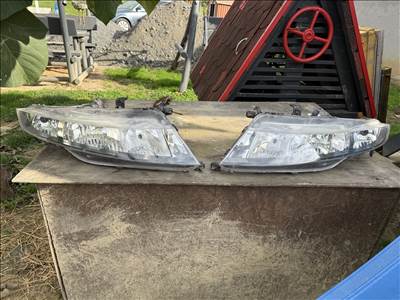 8gen Honda Civic fényszóró 