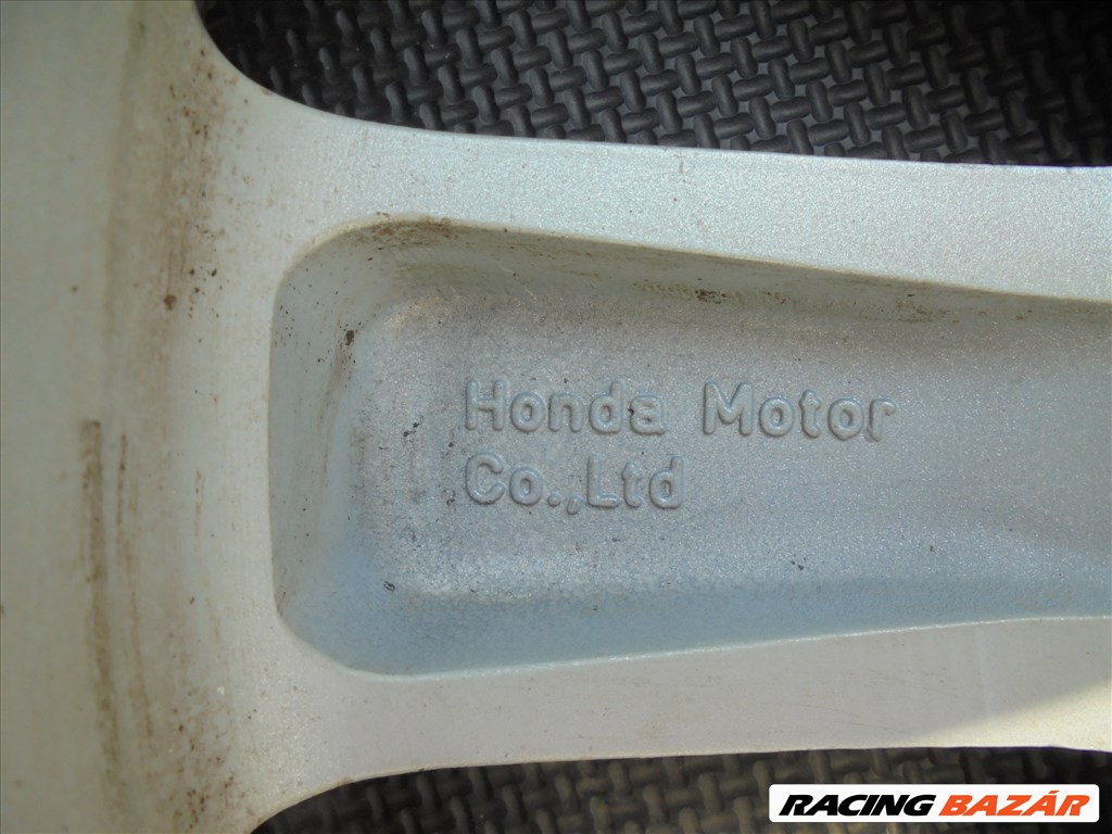 16-os Honda gyári alufelni újszerű állapotban eladó 6. kép