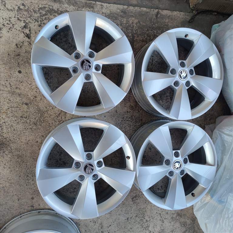 5x112 17 Gyári Skoda alufelni 145000ft a 4db/161/ 5. kép