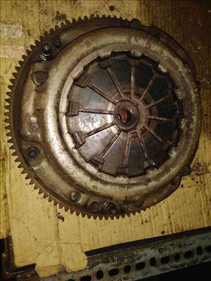 Suzuki Ignis 03-07 Kuplung Szett  Egytömegû Lendkerék