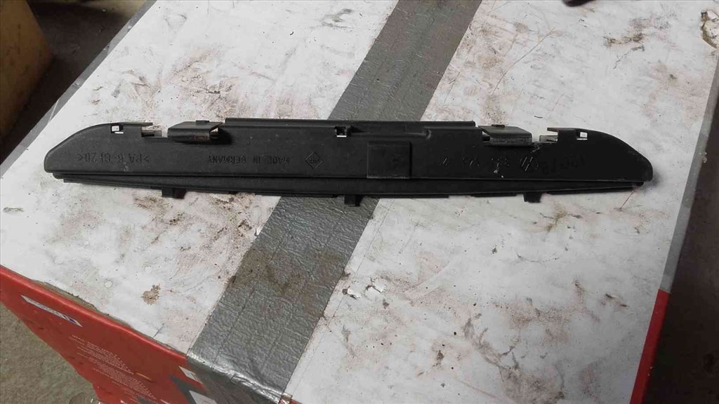 Volkswagen Passat B5 96-05 Pótféklámpa 3B5945121 2. kép