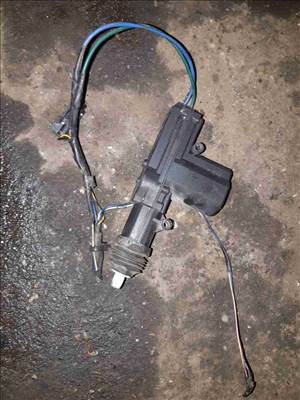 Kia Carnival II Központizár Motor