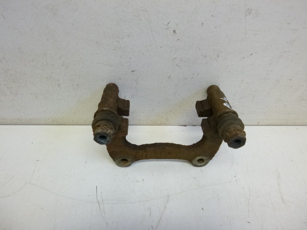 Audi A4 (8E B6) bal hátsó féknyereg tartó 1. kép