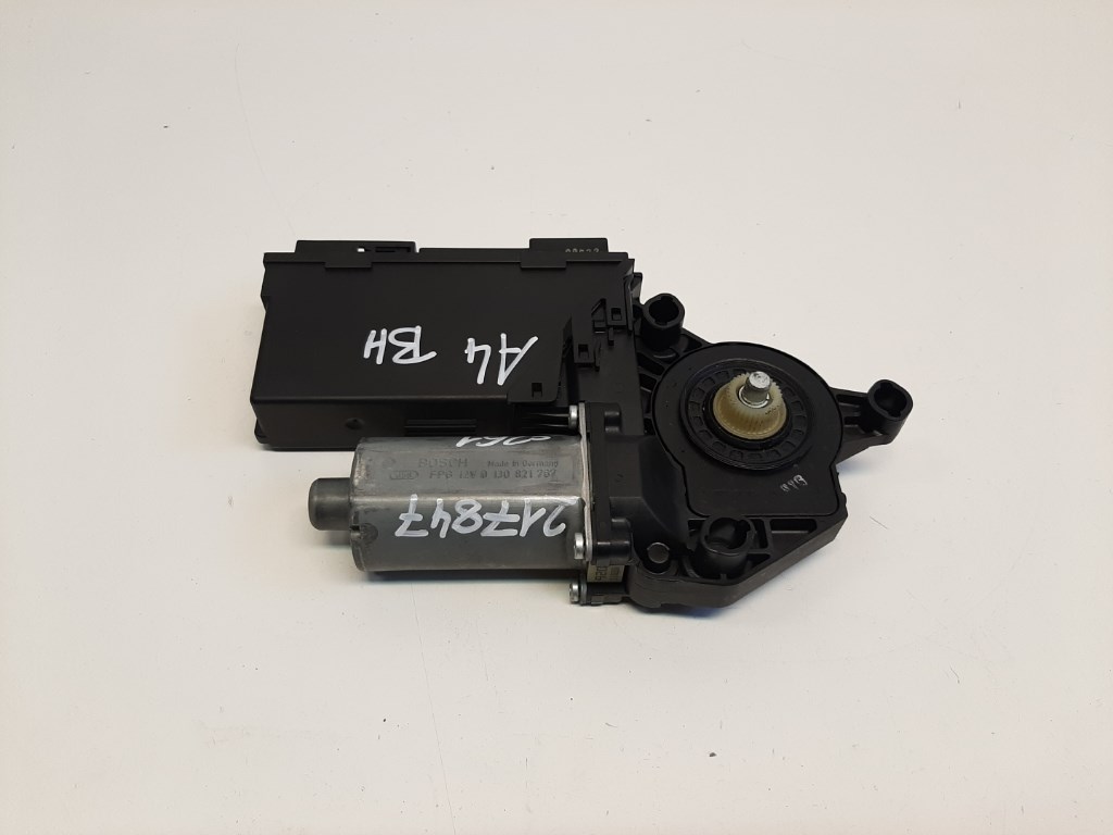 Audi A4 (8E B7) bal hátsó ablakemelõ motor 8E0959801E 1. kép