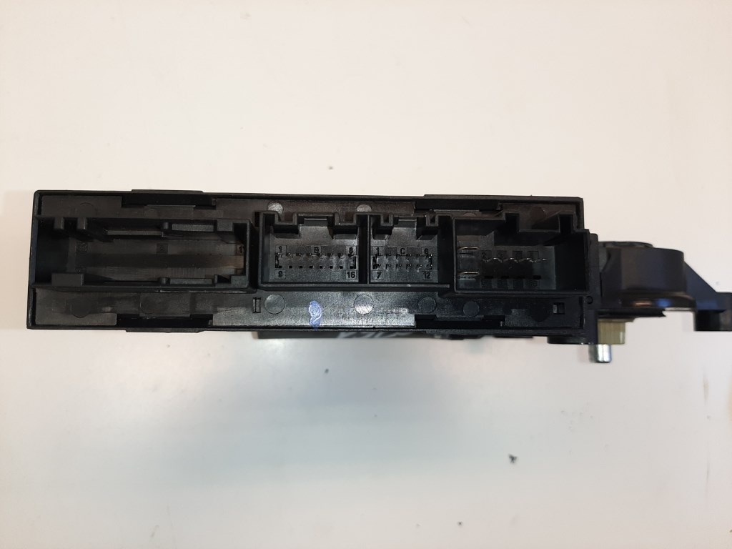Audi A4 (8E B7) bal hátsó ablakemelõ motor 8E0959801E 4. kép