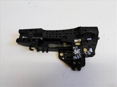 Audi A5 (8T3) bal első kilincsfészek 8T0837885