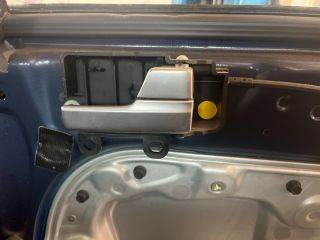 FORD FOCUS II (DA) Jobb hátsó Belső Kilincs