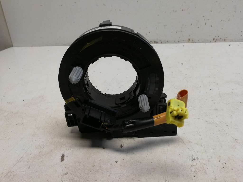 Mazda 3 (BM) légzsák csúszógyûrû (légzsák szalagkábel) KD4966CS0 1. kép