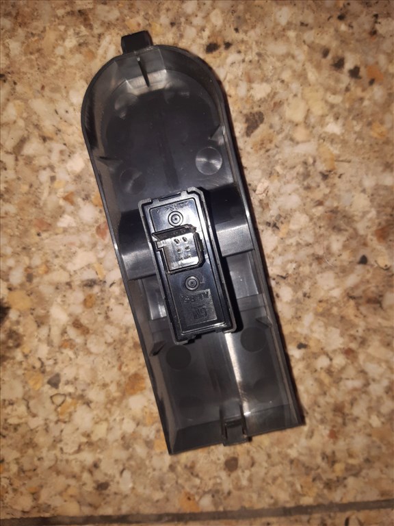 Opel Zafira B Jobb Elsõ Ablakemelõ Kapcsoló 13228709 2. kép