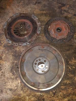 Mazda 3 -09 Kuplung Szett + Egytömegű Lendkerék