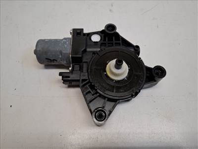 Nissan Juke (F16) jobb első ablakemelő motor 807306PE0A
