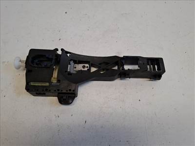 Renault Megane jobb hátsó kilincsfészek 806067663R