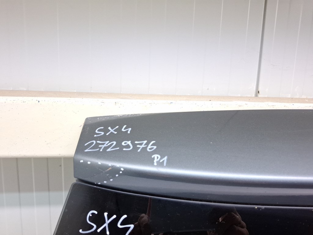 Suzuki SX4  csomagtérajtó 4. kép