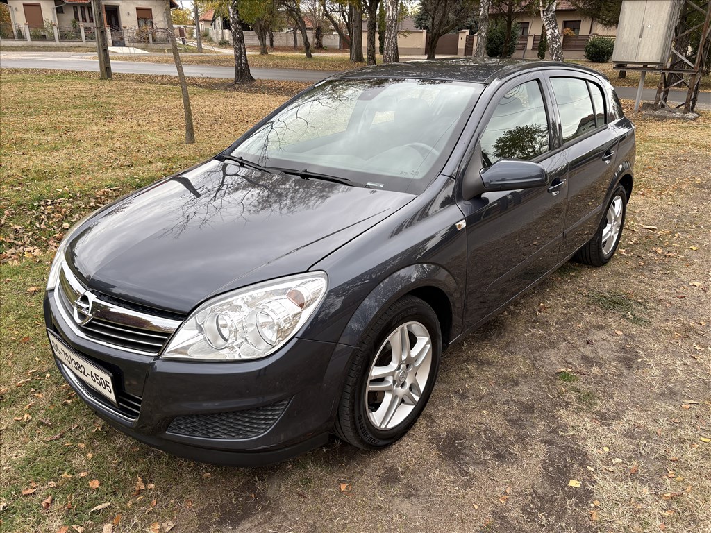 OPEL ASTRA H 1.4 Cosmo FACELIFT/DIGIT KLÍMA/TEMPOMAT/4EL.ABLAK/ÚJ VEZÉRLÉS/FRISS MŰSZAKI 2. kép