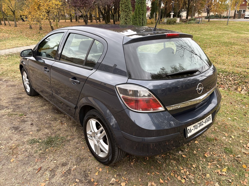 OPEL ASTRA H 1.4 Cosmo FACELIFT/DIGIT KLÍMA/TEMPOMAT/4EL.ABLAK/ÚJ VEZÉRLÉS/FRISS MŰSZAKI 8. kép