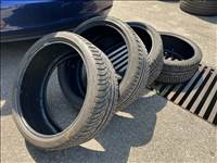 Újszerű Michelin Pilot Alpin Prémium Téli gumi M+S 235/35R20 235/35 R20 235 / 35 R 20