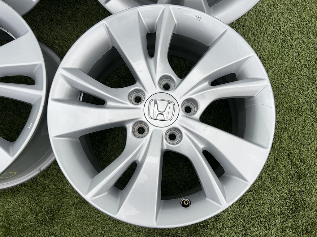 5x114.3 16" Honda gyári alufelni 7Jx16h2 ET55 3. kép
