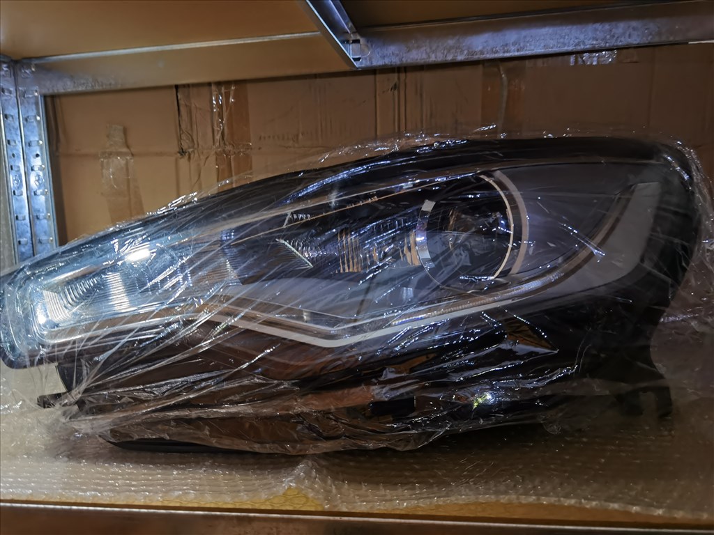 Audi A6 (C7 - 4G) C7 - 4G A6 4G fényszóró xenon led új  4g0941005c 1. kép