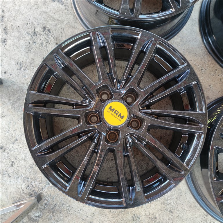 5x114,3 16 toyota hyundai mazda kia alufelni 115000ft a 4db/115/ 4. kép