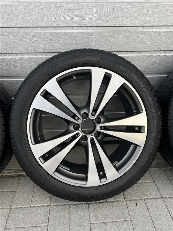 Gyári Mercedes R20 8,5j ET40  3. kép