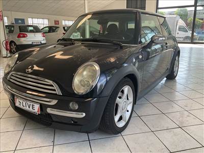 Mini R50 One 1.4 dízel W17  ( 1ND ) EU4 minden alkatrésze eladó.