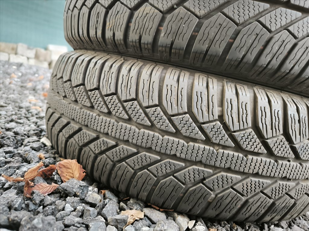  195/6515" használt Semperit téli gumi gumi 10. kép