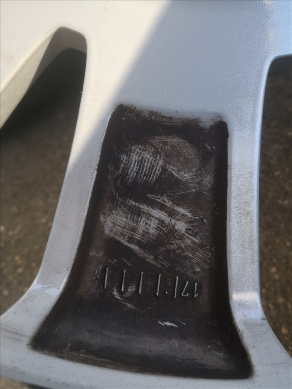 Opel 19-es gyári alukerék 10. kép