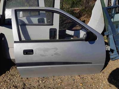 Suzuki Swift II 96-03 Jobb Első Ajtó