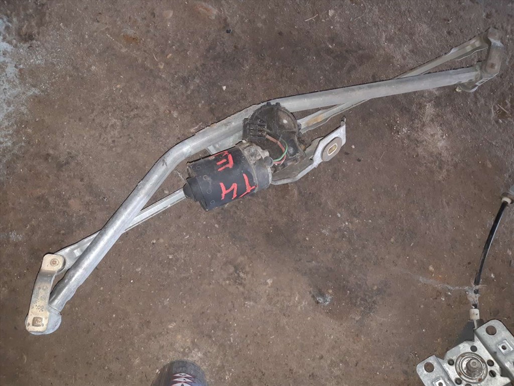 Volkswagen Transporter T4 91-03 Elsõ Ablaktörlõ Motor ቛõ Ablaktörlõ Mechanika 701 955 603 1. kép