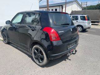 SUZUKI SWIFT III (MZ, EZ) Bal hátsó Sárvédő