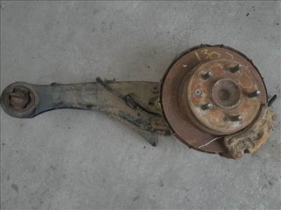 Hyundai i30 Jobb Hátsó Csonkállvány Kerékaggyal + ABS Jeladó