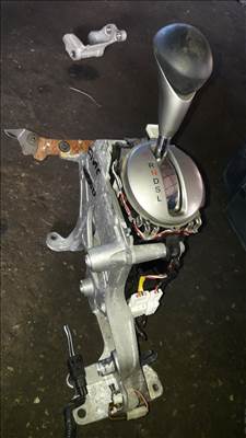 Honda Civic VIII Váltó Kulissza